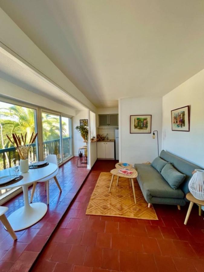 35M With Pool For Couple In Saint Tropez Lägenhet Exteriör bild