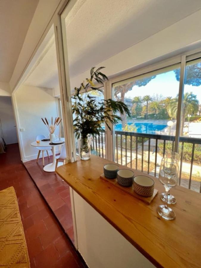 35M With Pool For Couple In Saint Tropez Lägenhet Exteriör bild